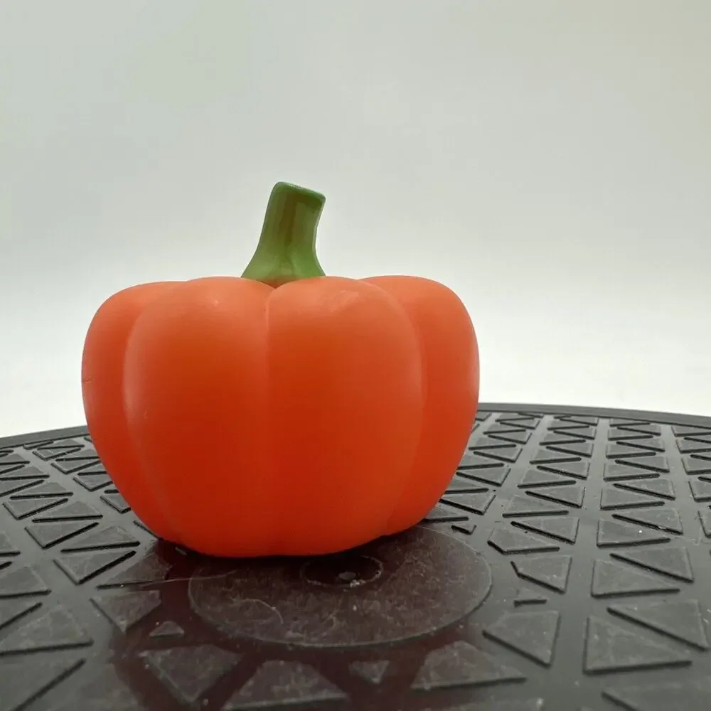 Jack-O-Lantern Halloween Flashing Light Mini Pumpkin